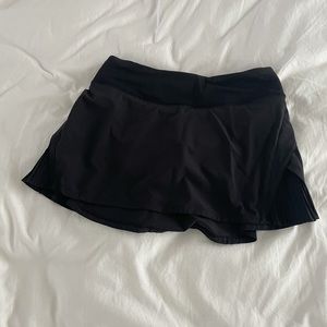 Lululemon play off the pleats skirt